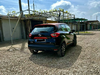 Renault Captur foto 2