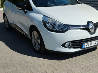 Renault Clio foto 2