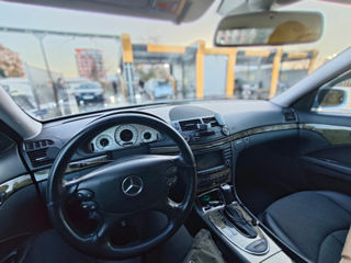 Mercedes E-Class foto 8