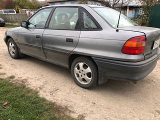 Opel Astra foto 6