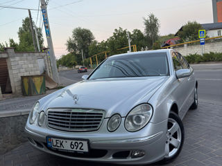 Mercedes E-Class foto 5