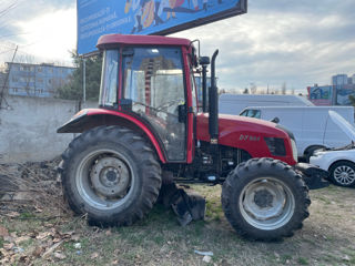 Vinzare Tractor DongFeng DF 804 foto 3