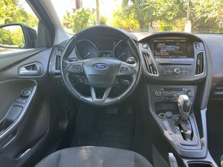 Ford Focus foto 9