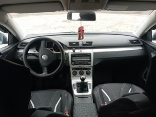 Volkswagen Passat foto 8