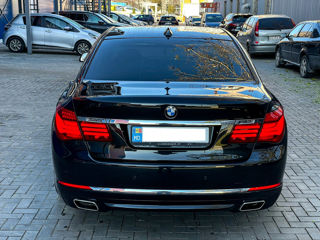 BMW 7 Series foto 4