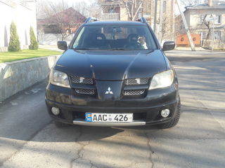 Mitsubishi Outlander foto 5