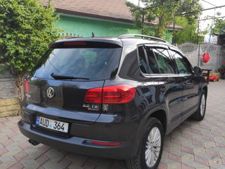 Volkswagen Tiguan foto 3