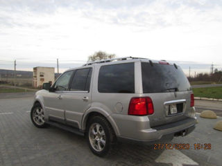 Lincoln Navigator foto 3