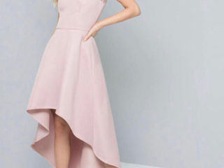 Rochie de seara, culoarea roz-pudra, marimea 36(S). Pret 449 lei