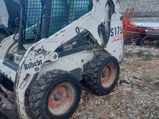 Miniexcavator Bobcat 334   Bobcat 175