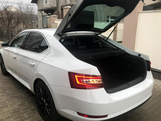 Skoda Superb foto 4