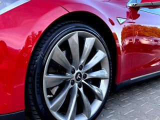 Tesla Model S foto 5