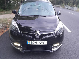 Renault Grand Scenic foto 1