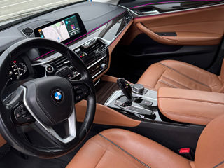 BMW 5 Series foto 7