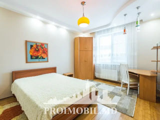 3-х комнатная квартира, 130 м², Ботаника, Кишинёв