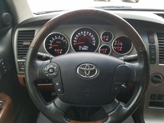 Toyota Tundra foto 7