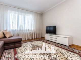 Apartament cu 3 camere, 72 m², Râșcani, Chișinău foto 3