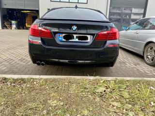 BMW 5 Series foto 6