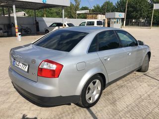 Audi A4 foto 7