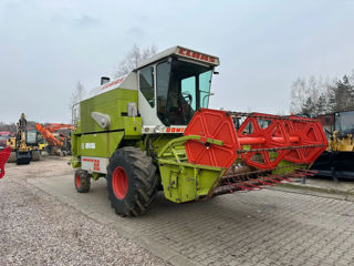 Claas Dominator 58 foto 2