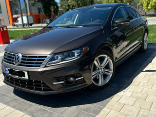 Volkswagen Passat CC foto 1