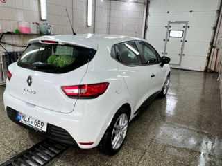 Renault Clio foto 4