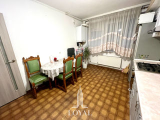 Apartament cu 3 camere, 82 m², Ciocana, Chișinău foto 2