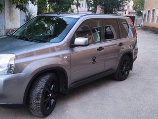 Nissan X-Trail foto 5