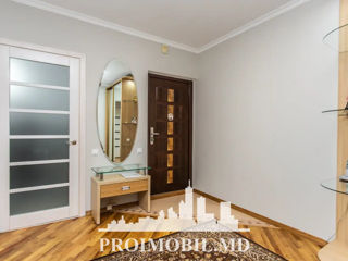 Apartament cu 3 camere, 72 m², Râșcani, Chișinău foto 9