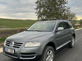 Volkswagen Touareg foto 3