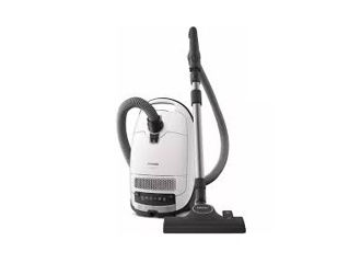 Miele Complete C3 Allergy PowerLine - aspirator nou la doar 7399 lei!