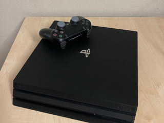 Продаю PlayStation 4 Pro 1T + подписка до ноября