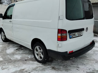 Volkswagen T5 foto 3