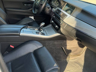 BMW 5 Series foto 7