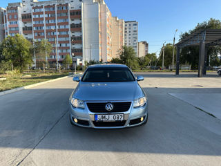 Volkswagen Passat foto 2