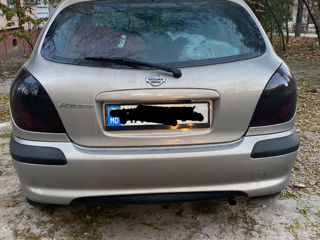 Nissan Almera foto 3