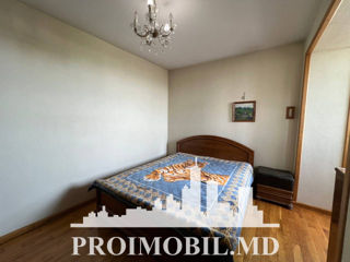 Apartament cu 3 camere, 70 m², Buiucani, Chișinău foto 9