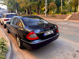 Mercedes E-Class foto 8