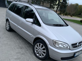 Opel Zafira foto 5