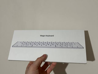 Vând Magic Keyboard foto 1