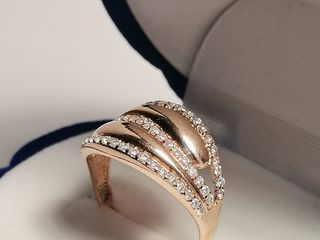 Женское золотое кольцо 585 пробы. Inel din aur 585. foto 1