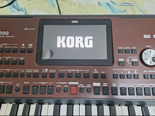 De vânzare Korg PA700 foto 6