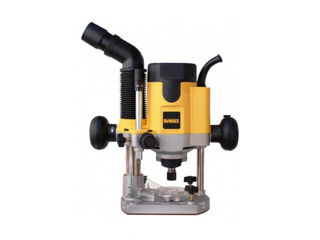 Freza DW621  	DeWALT