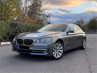 BMW 7 Series foto 2