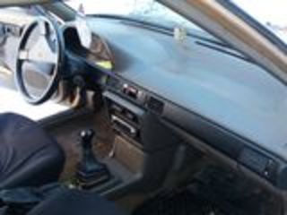 Mazda 323 foto 5