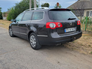 Volkswagen Passat foto 3