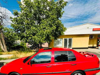 Volkswagen Vento foto 1