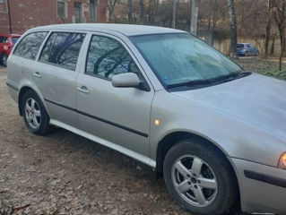 Skoda Octavia foto 2