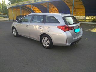 Toyota Auris foto 3