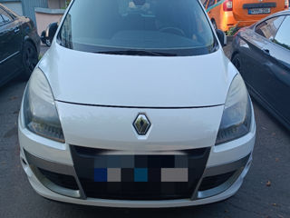 Renault Scenic foto 2